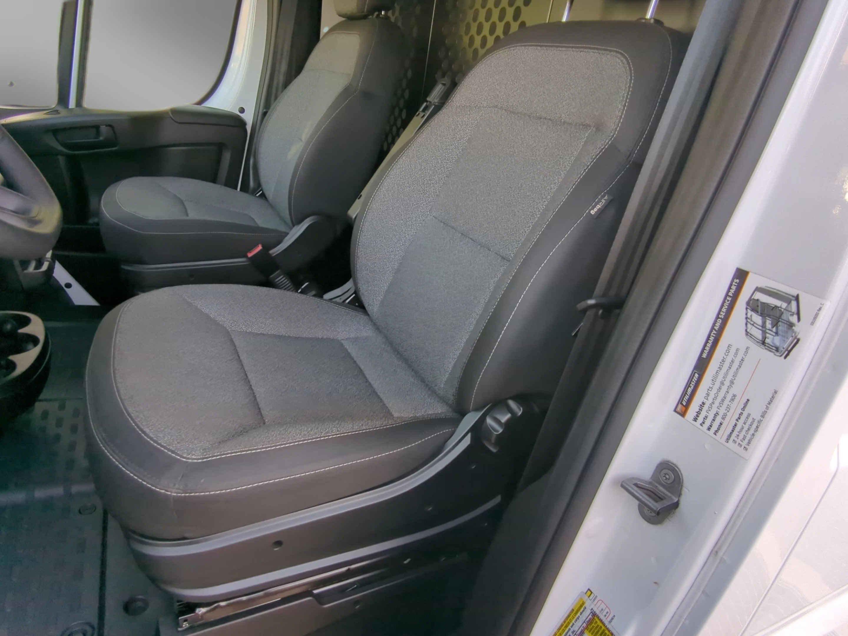 Used 2025 RAM ProMaster 2500 w/ U-Haul Equipment Group FWD image 50