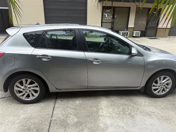Used 2012 MAZDA MAZDA3 i Grand Touring image 5