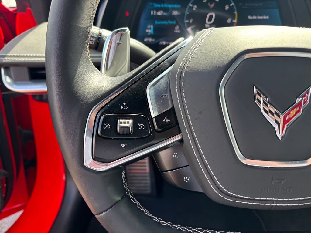 Used 2025 Chevrolet Corvette Stingray Premium Cpe w/ 3LT image 15