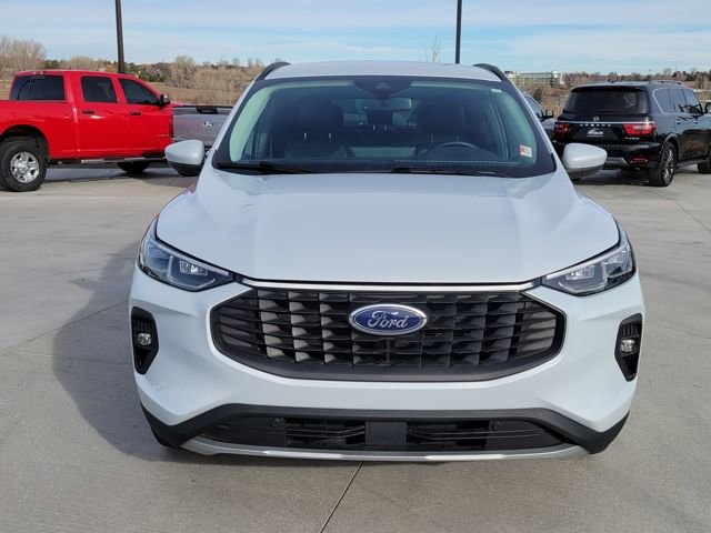 Used 2025 Ford Escape Platinum image 5