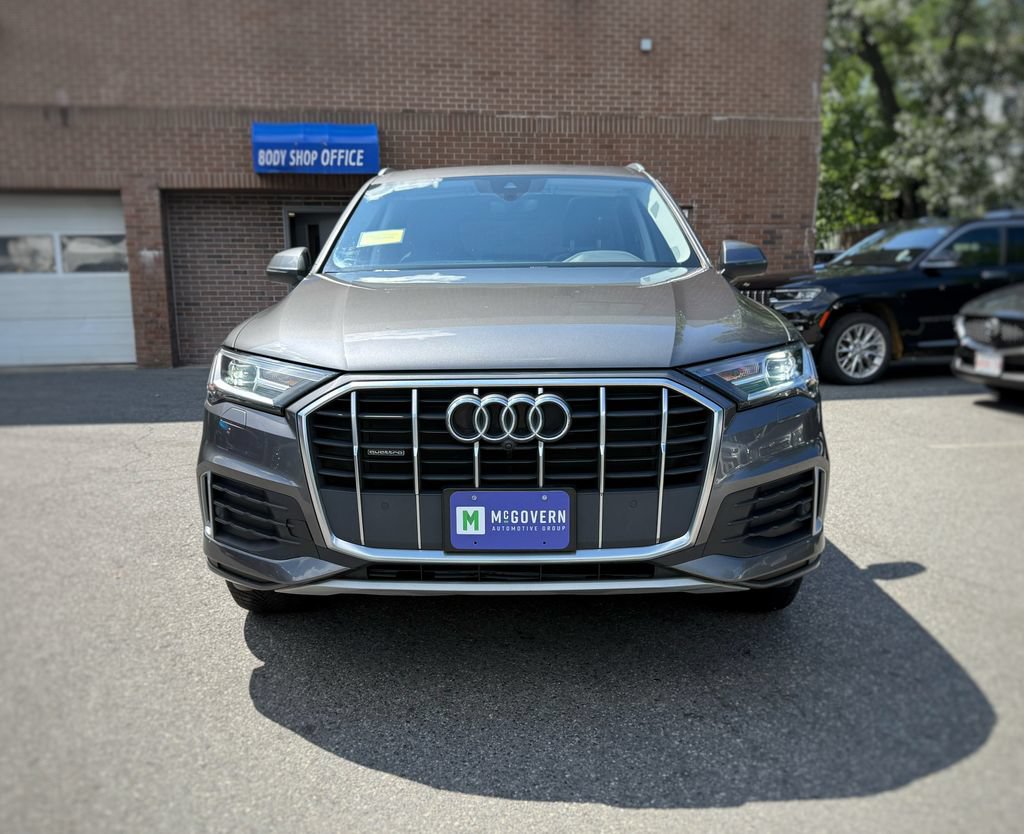 Used 2021 Audi Q7 2.0T Premium Plus w/ Premium Plus Package AWD/4WD image 2