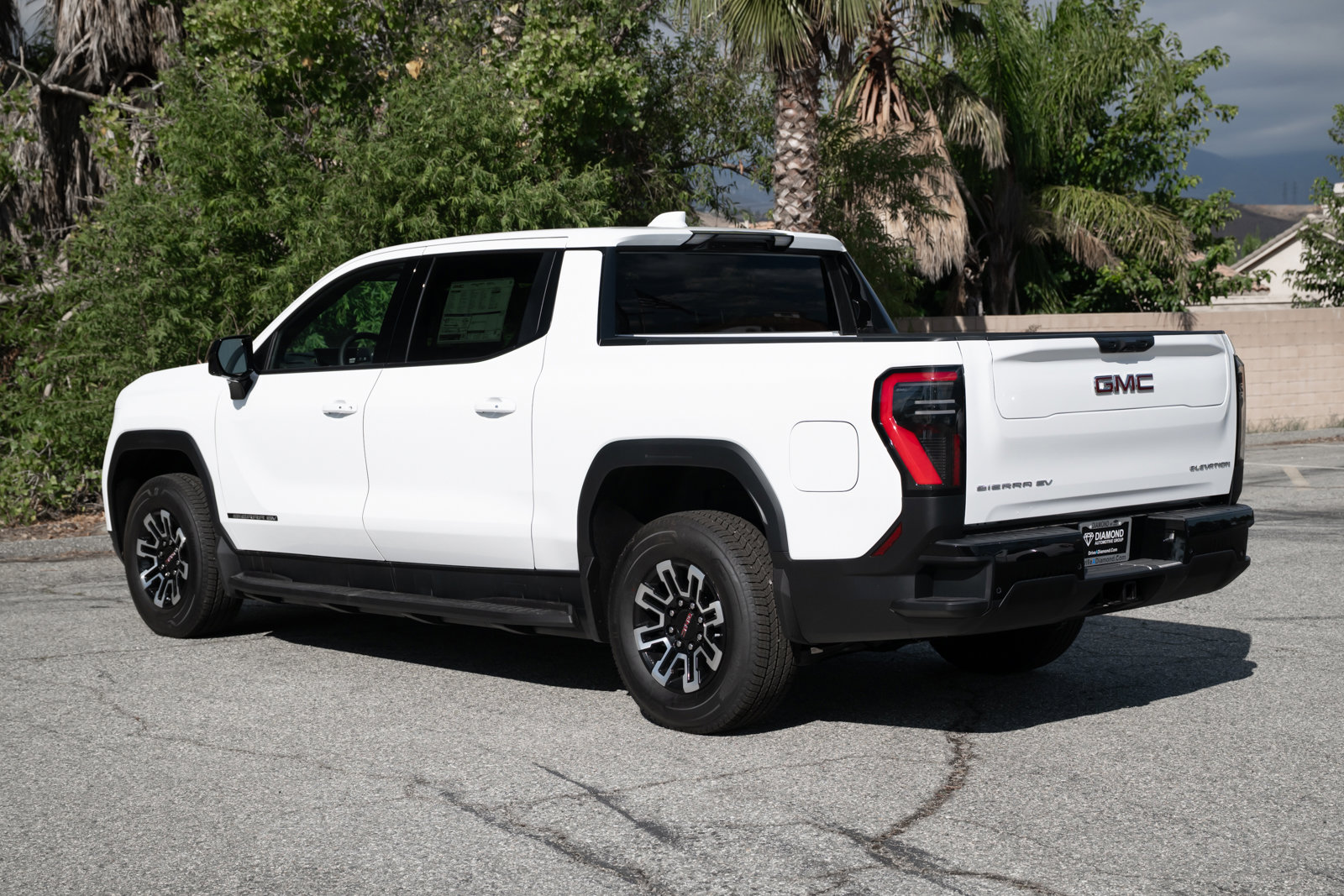 New 2026 GMC Sierra EV Elevation image 6