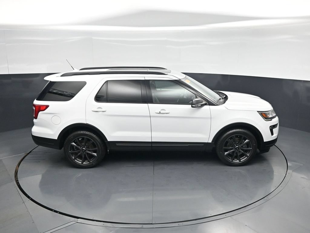 Used 2019 Ford Explorer XLT w/ Equipment Group 202A FWD image 34