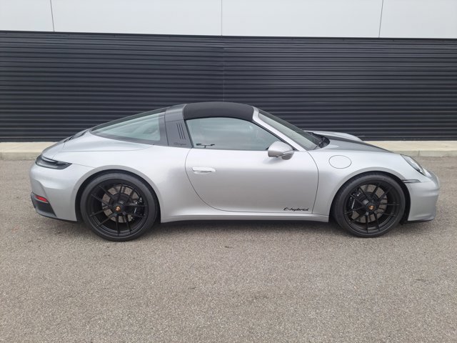 Certified 2025 Porsche 911 Targa 4 GTS image 8