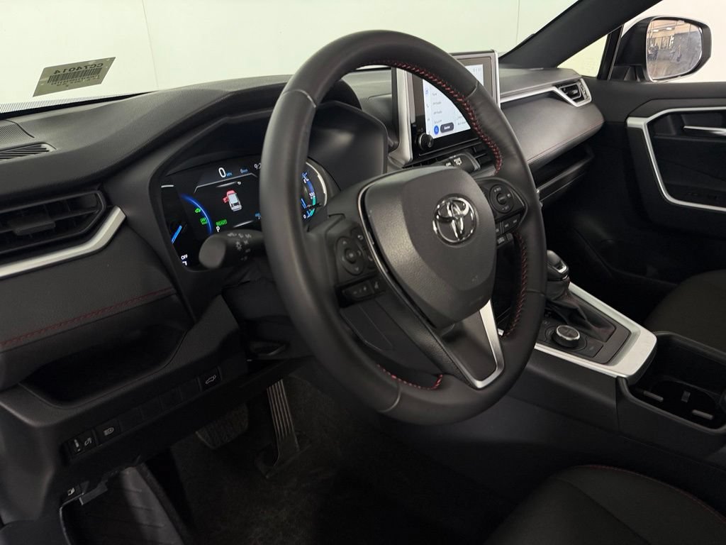 Used 2025 Toyota RAV4 SE AWD/4WD image 20