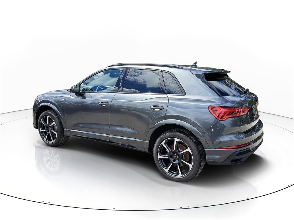 New 2025 Audi Q3 2.0T Premium Plus image 3