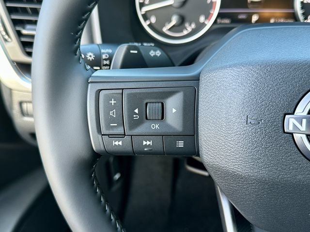New 2026 Nissan Rogue SV AWD/4WD image 15