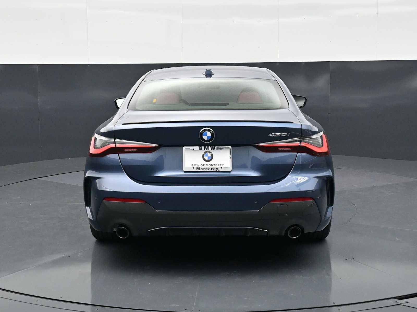 Used 2024 BMW 430i Coupe w/ M Sport Package RWD image 6