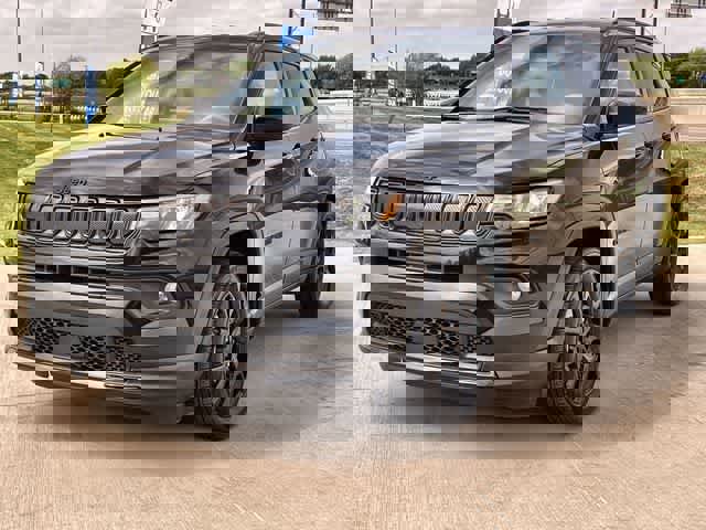 Used 2022 Jeep Compass Altitude image 2