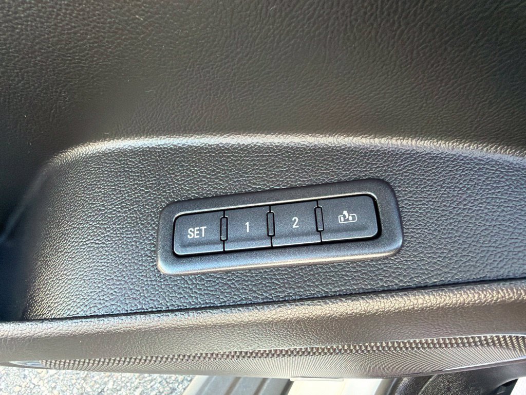 Used 2018 Chevrolet Tahoe LT AWD/4WD image 20