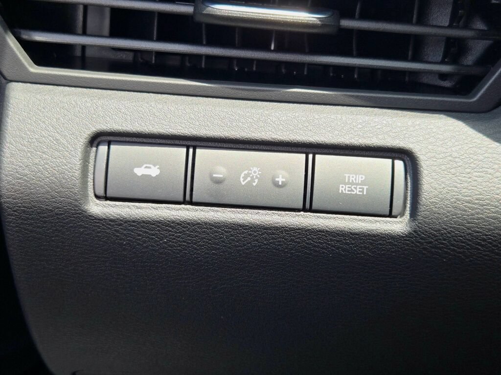 New 2026 Nissan Altima 2.5 SV AWD/4WD image 26