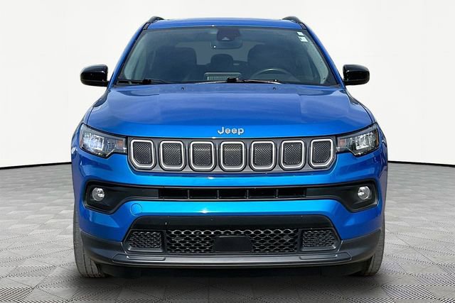 Used 2022 Jeep Compass Latitude w/ Sun and Sound Group image 2