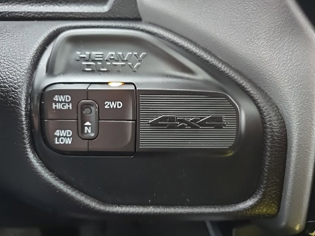 Used 2024 RAM 2500 Laramie w/ Night Edition image 31