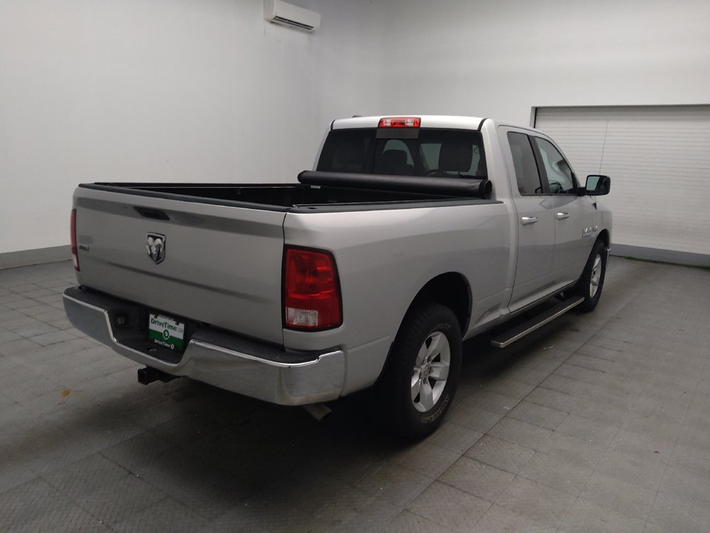 Used 2017 RAM 1500 Classic SLT RWD image 9