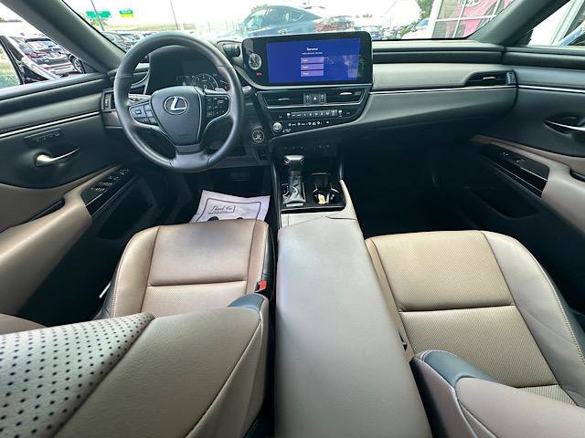 Used 2023 Lexus ES 350 w/ Premium Package FWD image 21