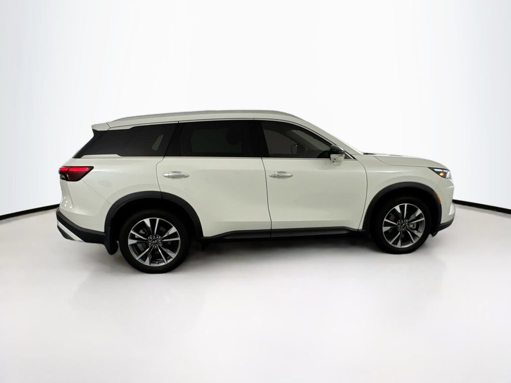Used 2022 INFINITI QX60 Luxe w/ Cargo Package AWD/4WD image 4