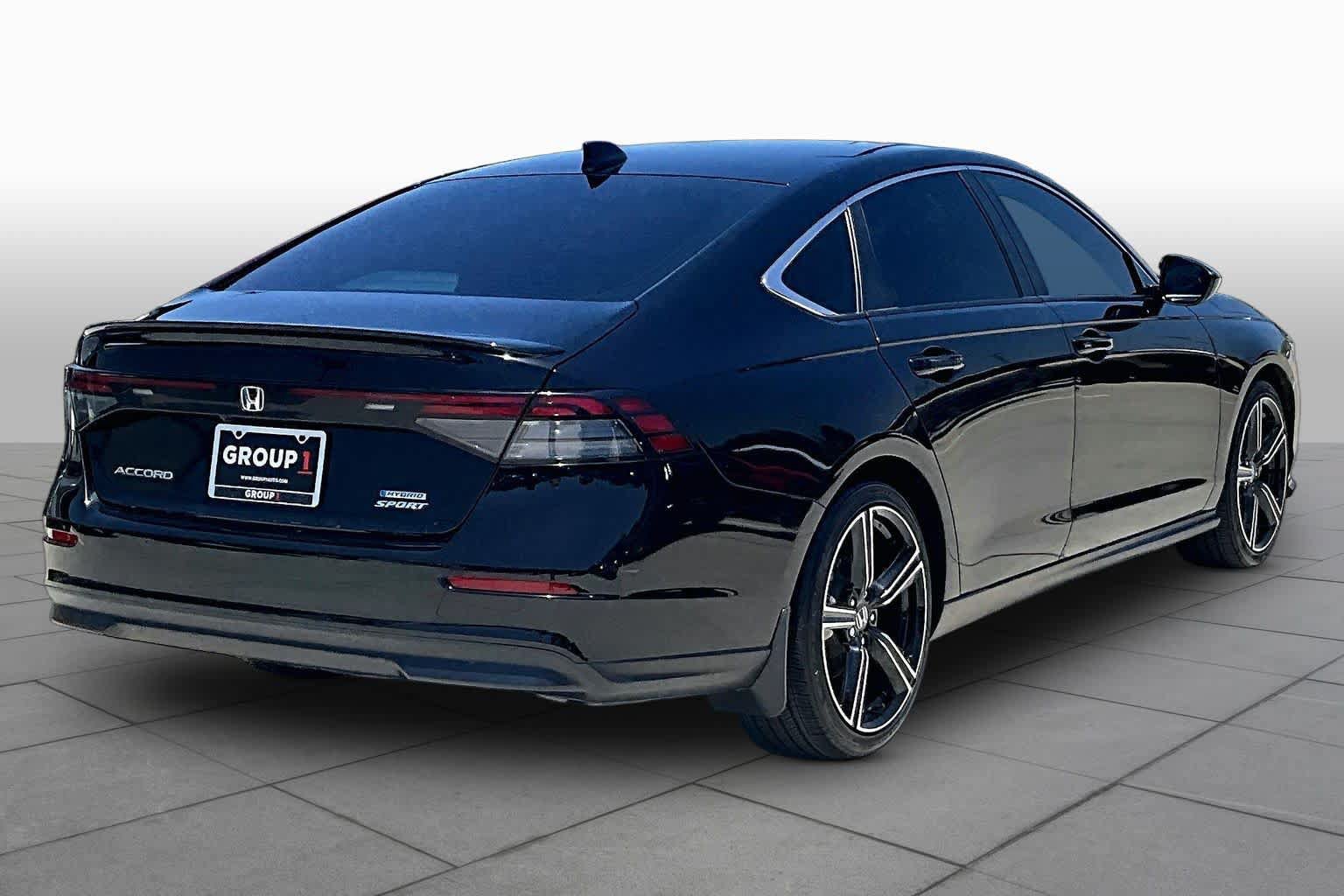 Used 2024 Honda Accord Sport image 13