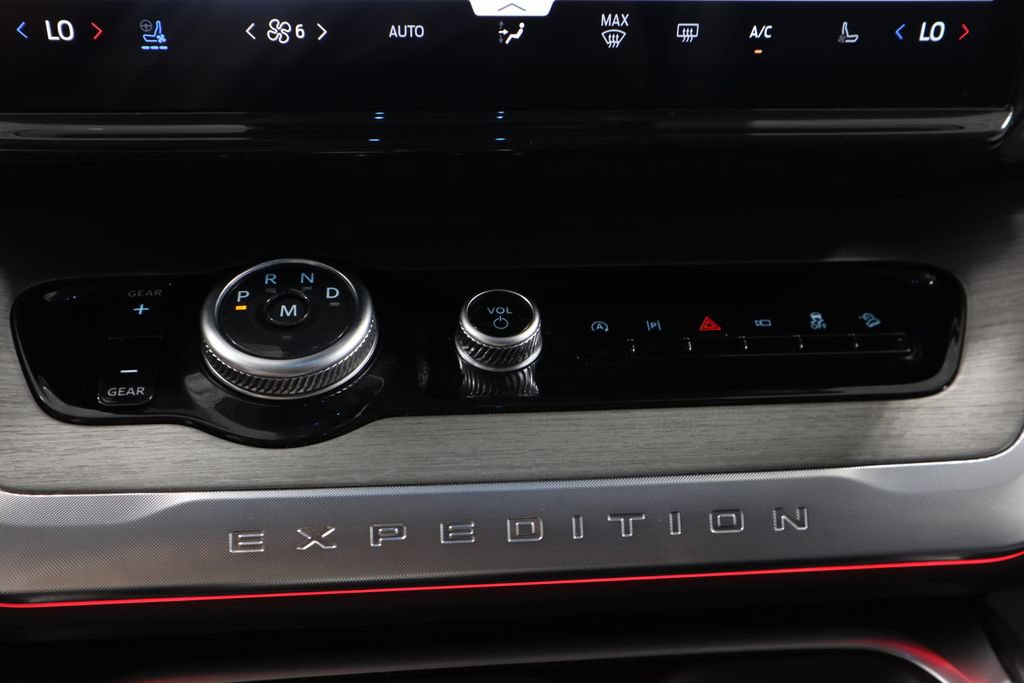 Certified 2025 Ford Expedition Max Platinum AWD/4WD image 31