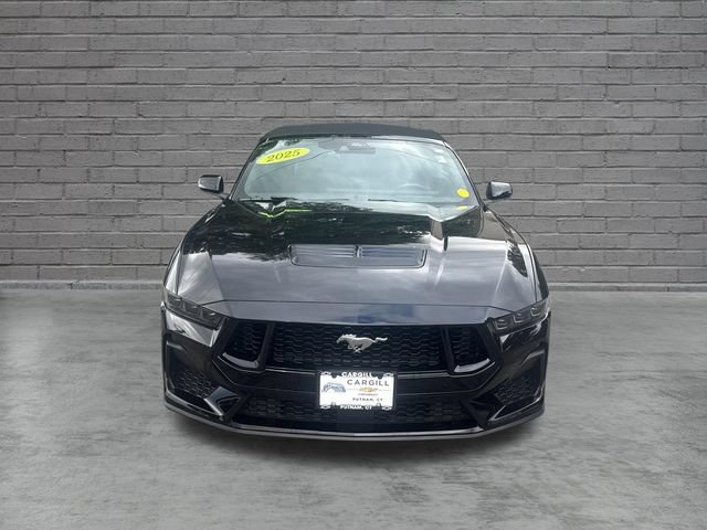Used 2025 Ford Mustang GT Premium RWD image 2