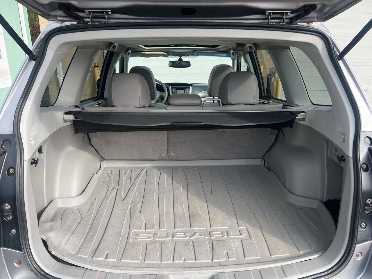 Used 2011 Subaru Forester 2.5X Limited AWD/4WD image 16
