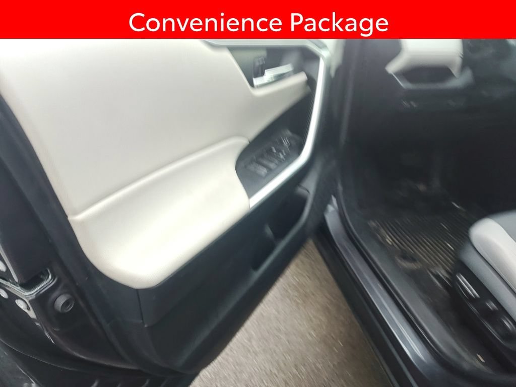 Used 2023 Toyota RAV4 XLE w/ Convenience Package AWD/4WD image 5