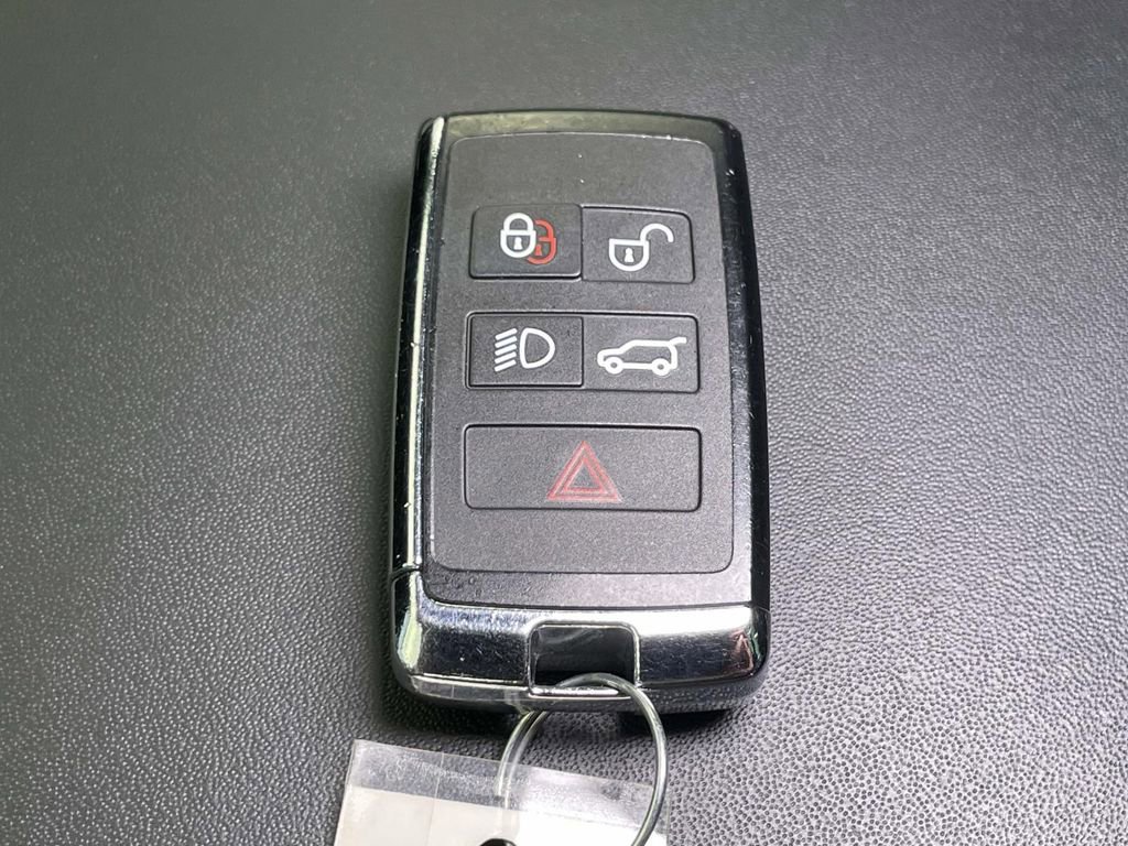 Used 2023 Land Rover Range Rover Autobiography AWD/4WD image 36