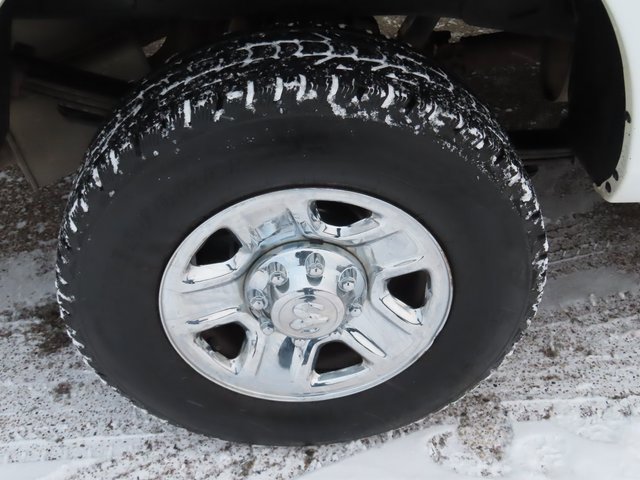 Used 2017 RAM 3500 Tradesman w/ Chrome Appearance Group image 14