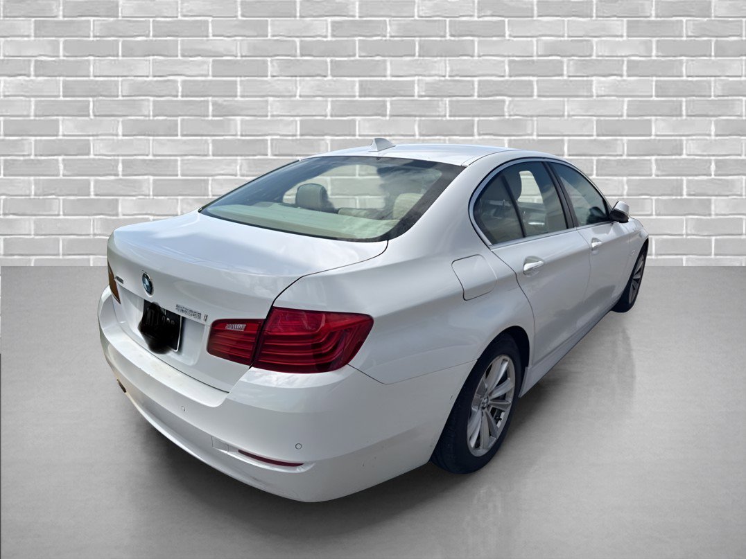 Used 2014 BMW 528i xDrive Sedan AWD/4WD image 4