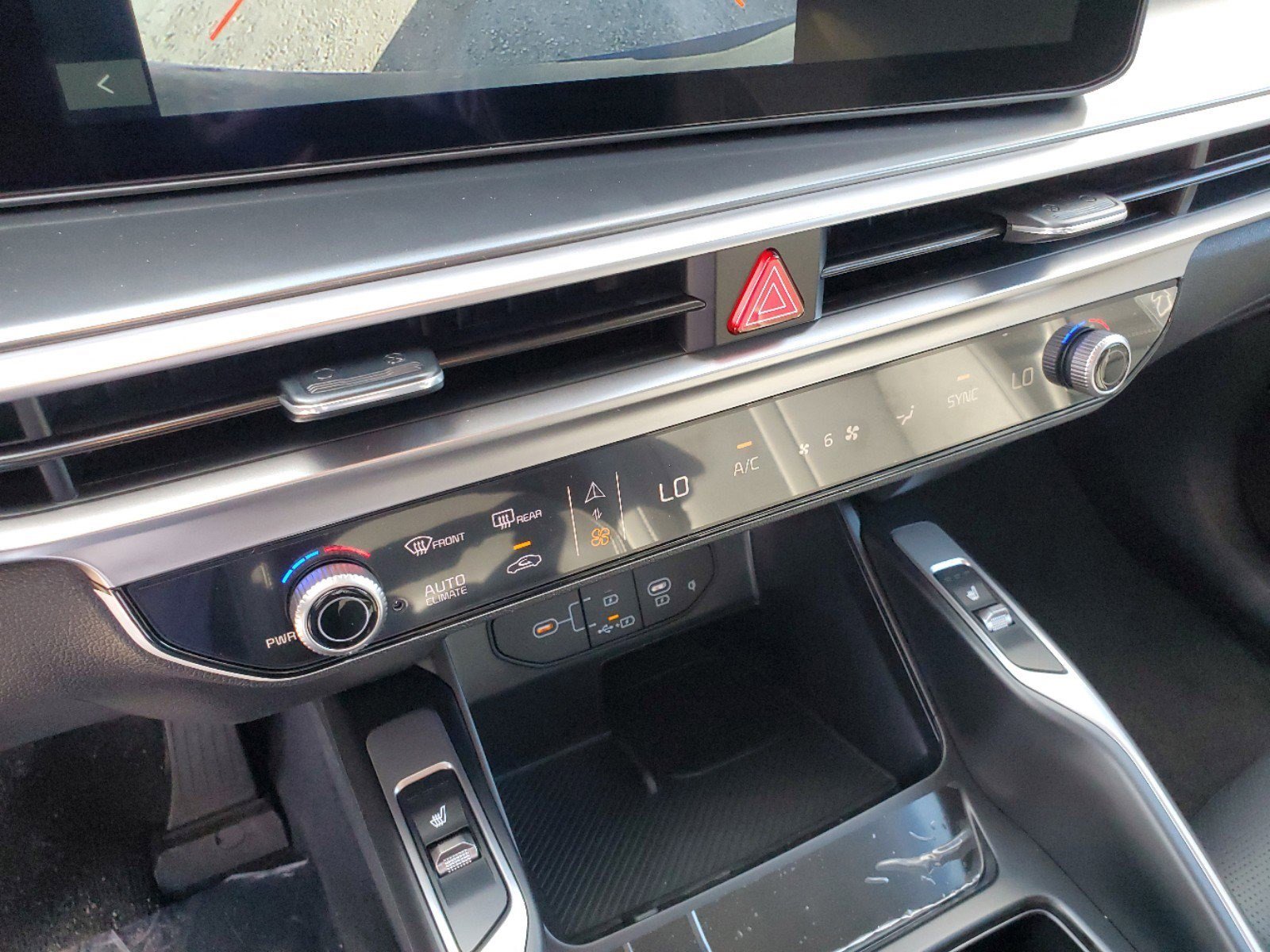 New 2025 Kia Sorento EX w/ Panoramic Sunroof Package image 20