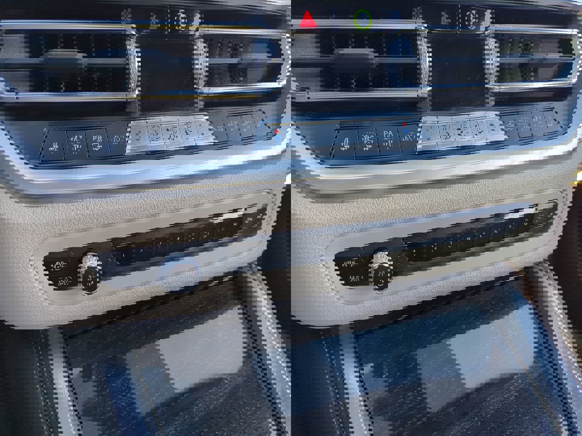 Used 2023 BMW 430i xDrive Convertible w/ M Sport Package image 28