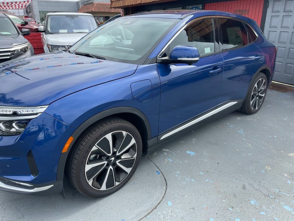 Used 2023 VinFast VF 8 Plus AWD/4WD image 6