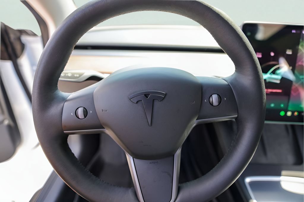 Used 2021 Tesla Model 3 Standard Range Plus RWD image 14
