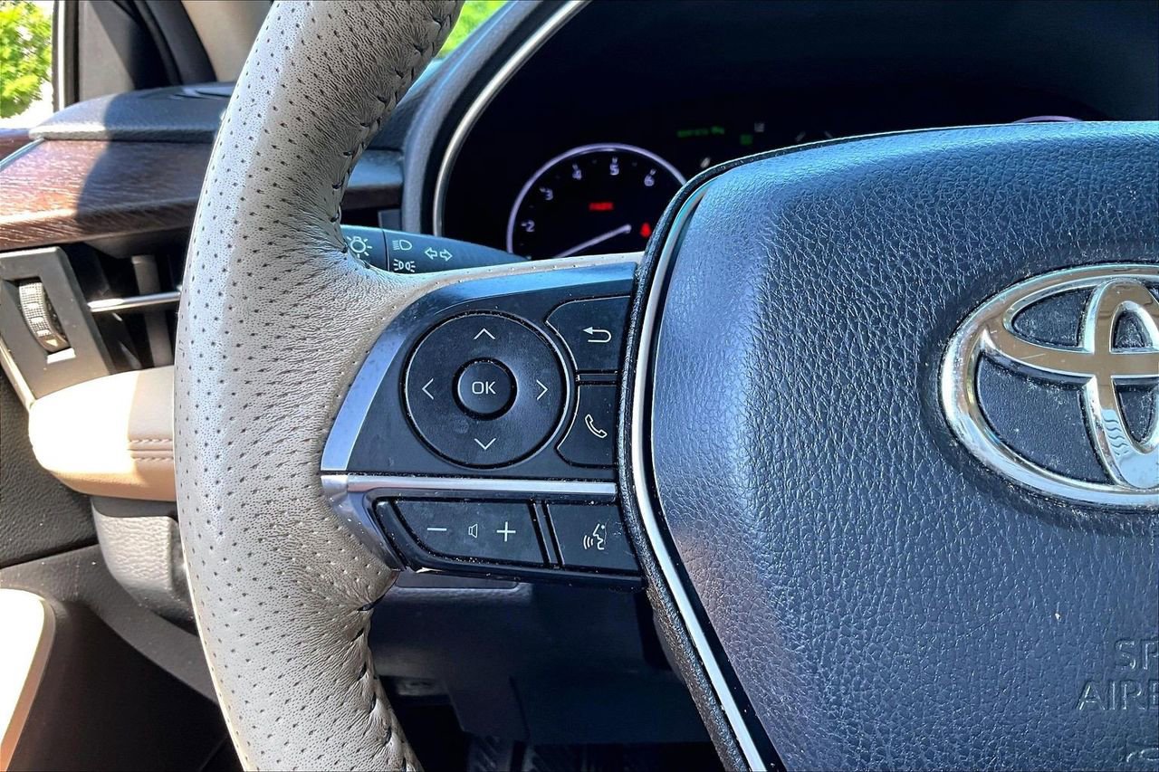 Used 2019 Toyota Avalon Limited w/ Advanced Safety Package FWD image 30