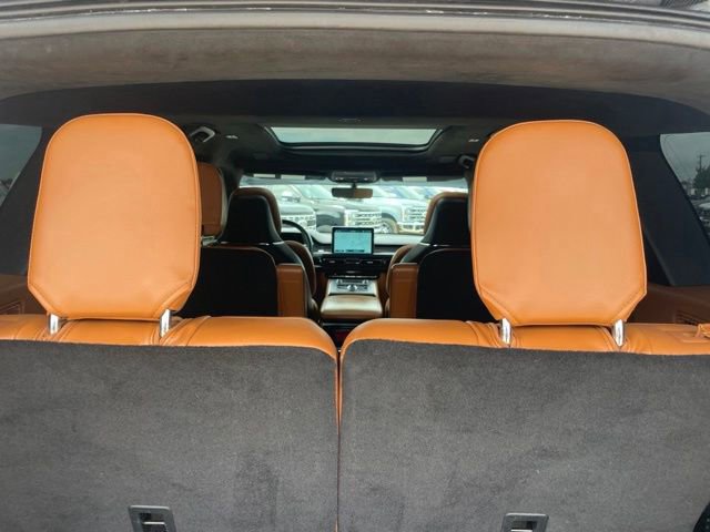Used 2024 Lincoln Aviator Black Label AWD/4WD image 16