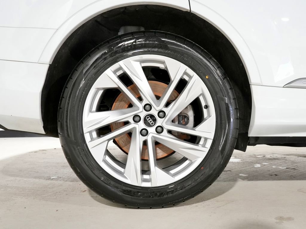 Used 2021 Audi Q7 3.0T Premium w/ Convenience Package image 38