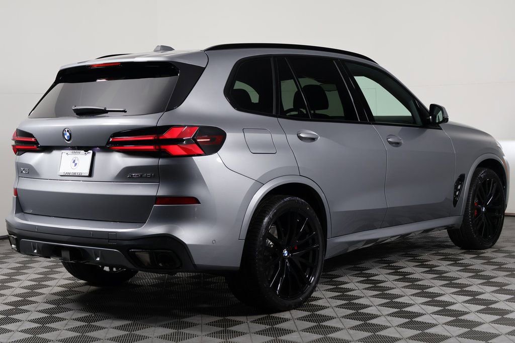 New 2026 BMW X5 xDrive40i w/ Executive Package image 2