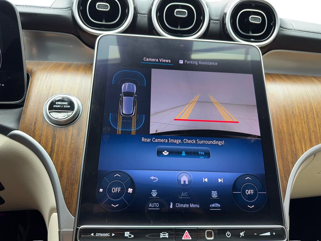 Used 2024 Mercedes-Benz GLC 300 4MATIC image 28