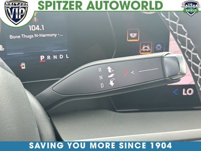 New 2027 Chevrolet Traverse LT w/ Midnight/Sport Edition FWD image 17