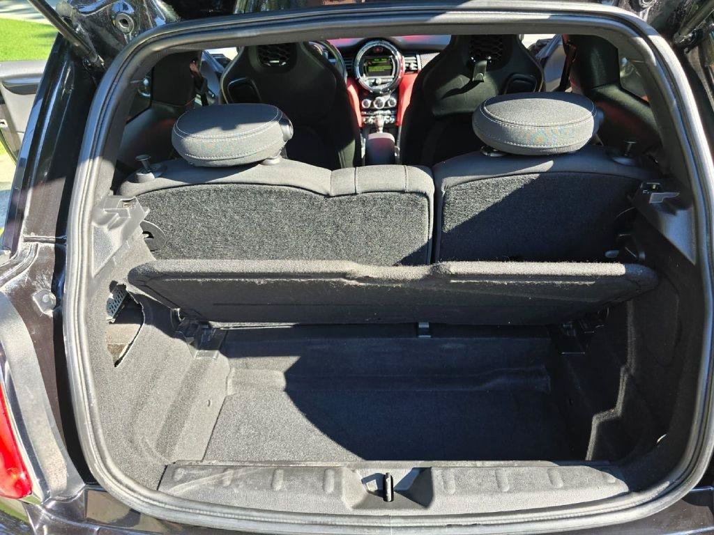 Used 2018 MINI Cooper John Cooper Works FWD image 31