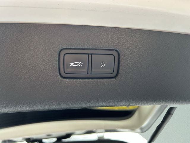 Used 2024 Genesis GV80 3.5T Advanced AWD/4WD image 16