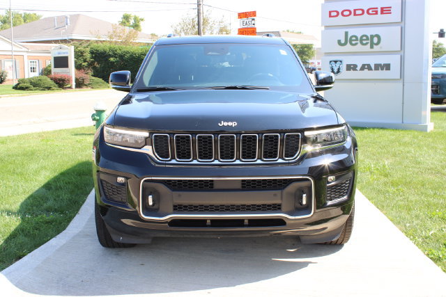 Used 2025 Jeep Grand Cherokee L Overland w/ Luxury Tech Group IV AWD/4WD image 6