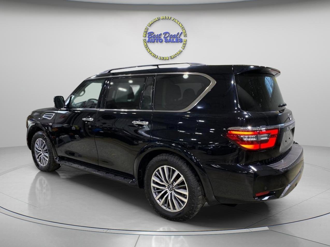 Used 2021 Nissan Armada SV w/ SV Appearance Package image 3