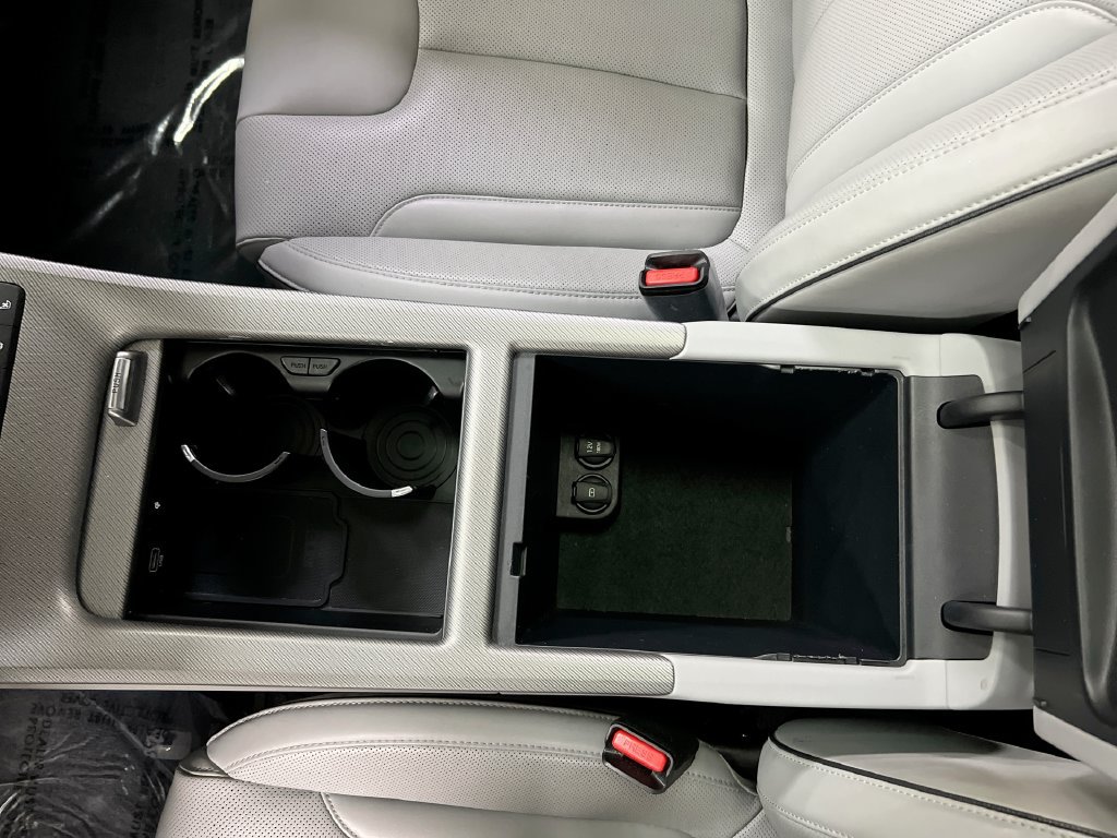 Used 2024 Hyundai Palisade SEL w/ Premium Package FWD image 30