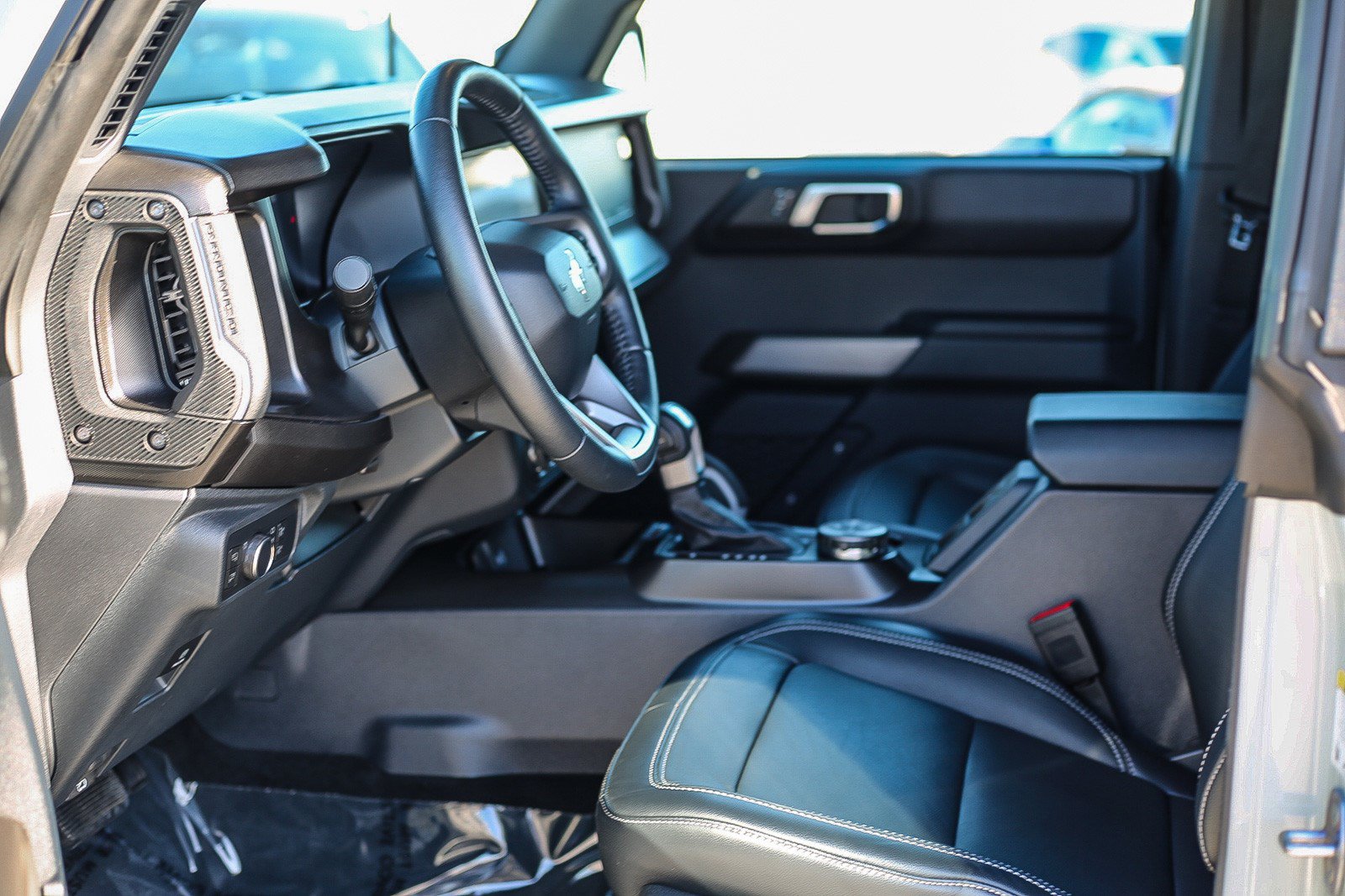 Used 2021 Ford Bronco First Edition AWD/4WD image 17