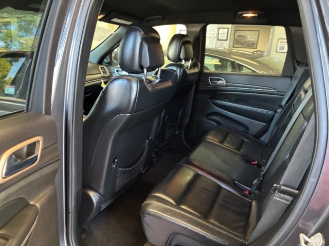 Used 2015 Jeep Grand Cherokee Limited RWD image 27