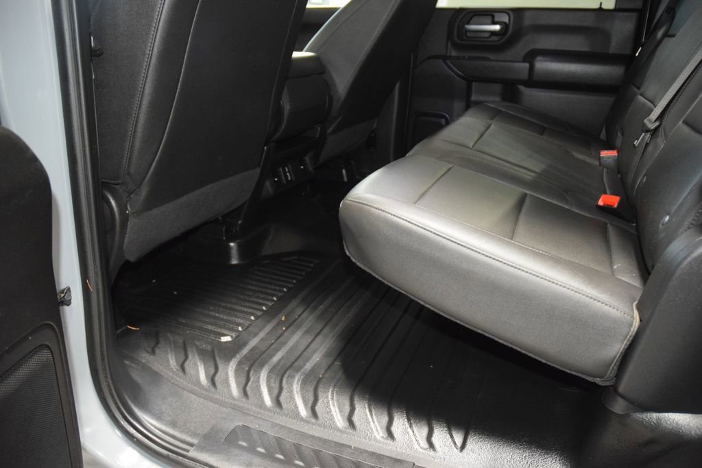 Used 2025 GMC Sierra 3500 Pro w/ Convenience Package image 31