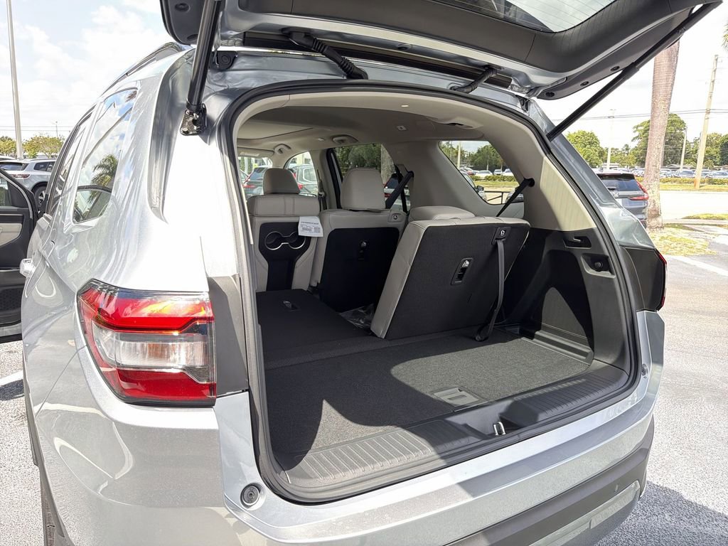 New 2026 Honda Pilot Touring image 28