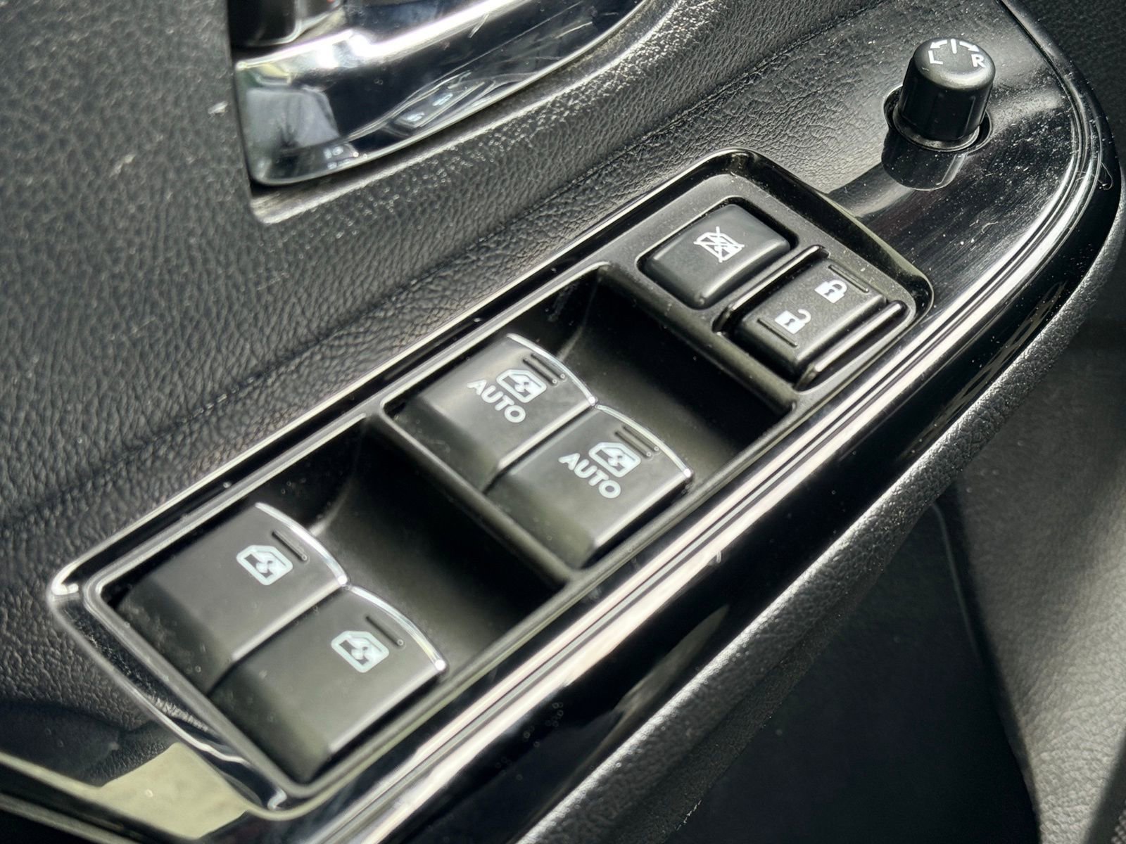 Used 2019 Subaru WRX STI Limited AWD/4WD image 31