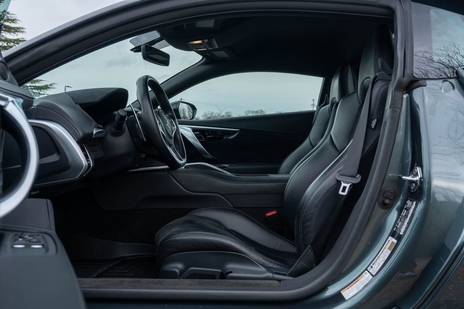 Used 2017 Acura NSX image 21