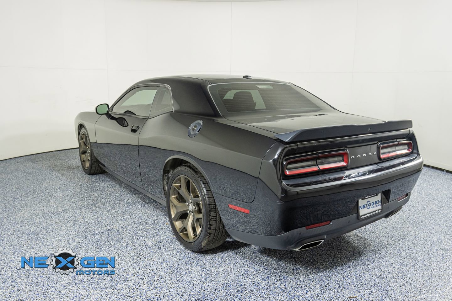 Used 2019 Dodge Challenger GT image 5